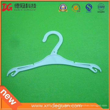 All Kinds of Cheap Clothes Injection Plastic Hanger